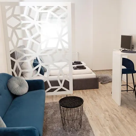 Appartement Berzsenyi Apartmanhaz *