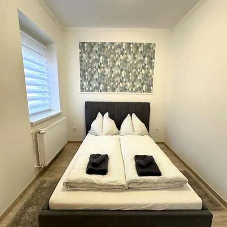 Berzsenyi Apartmanhaz Apartment Kaposvar