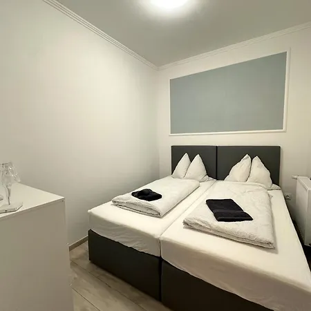 Appartement Berzsenyi Apartmanhaz *