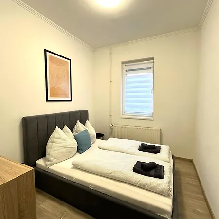 Berzsenyi Apartmanhaz Kaposvar