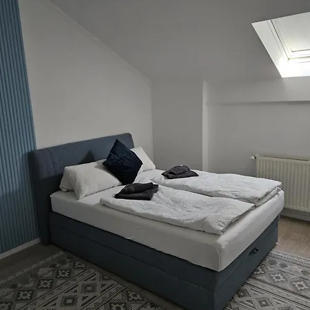 Berzsenyi Apartmanhaz *