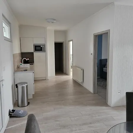 Berzsenyi Apartmanhaz